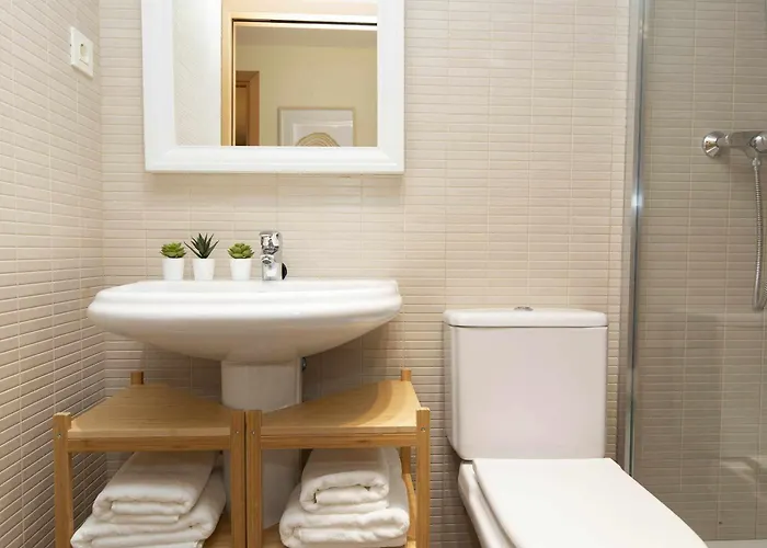 Tenaesqui I By Bevalle Escarrilla